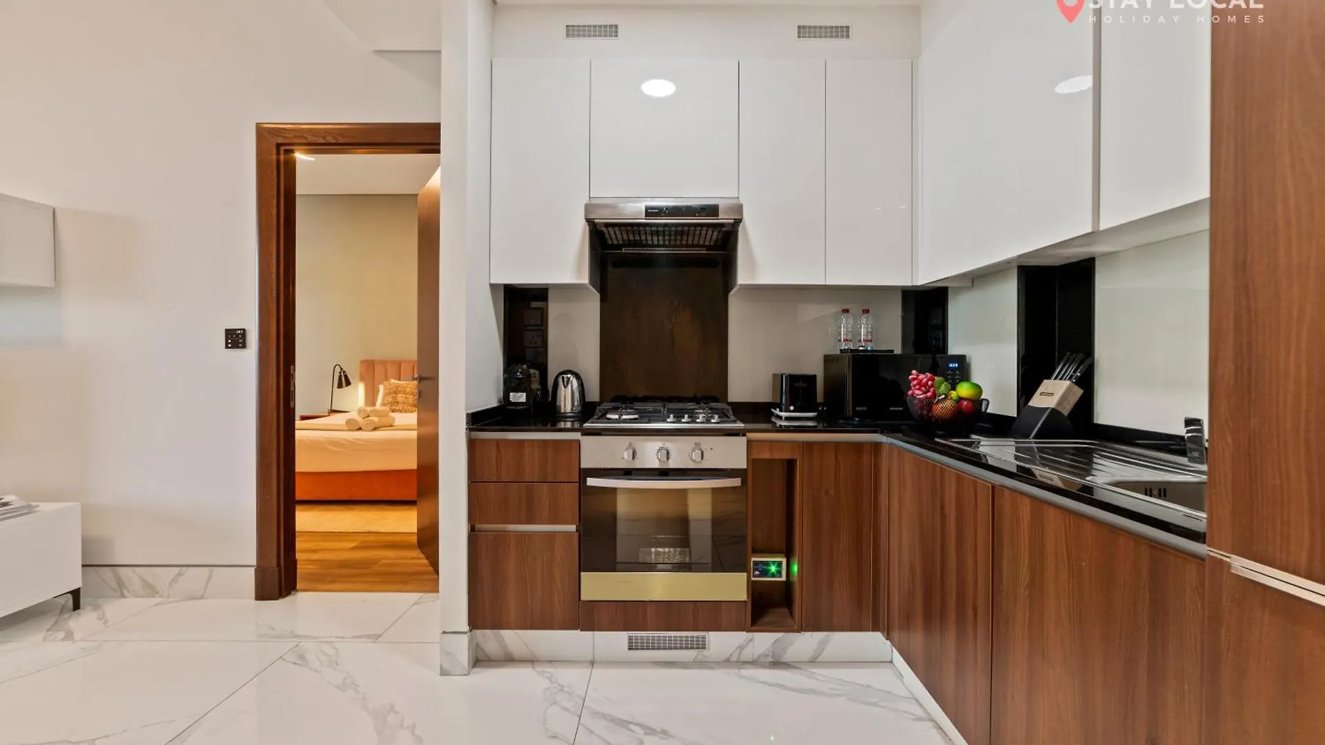 Downtown Escape I Balcony Canal View L Free Parking Dubai